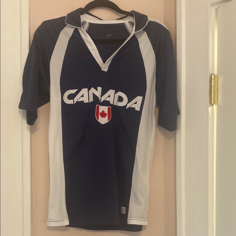 CANADIAN VINTAGE SOCCER JERSEY / SIZE MEDIUM